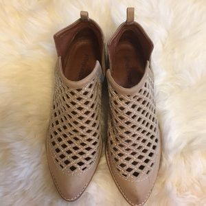 Jeffrey Campbell cut out booties!